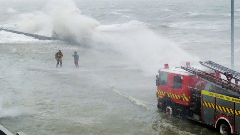 Τουλάχιστον τέσσερις νεκροί από τις ισχυρές καταιγίδες που πλήττουν τη Νέα Ζηλανδία